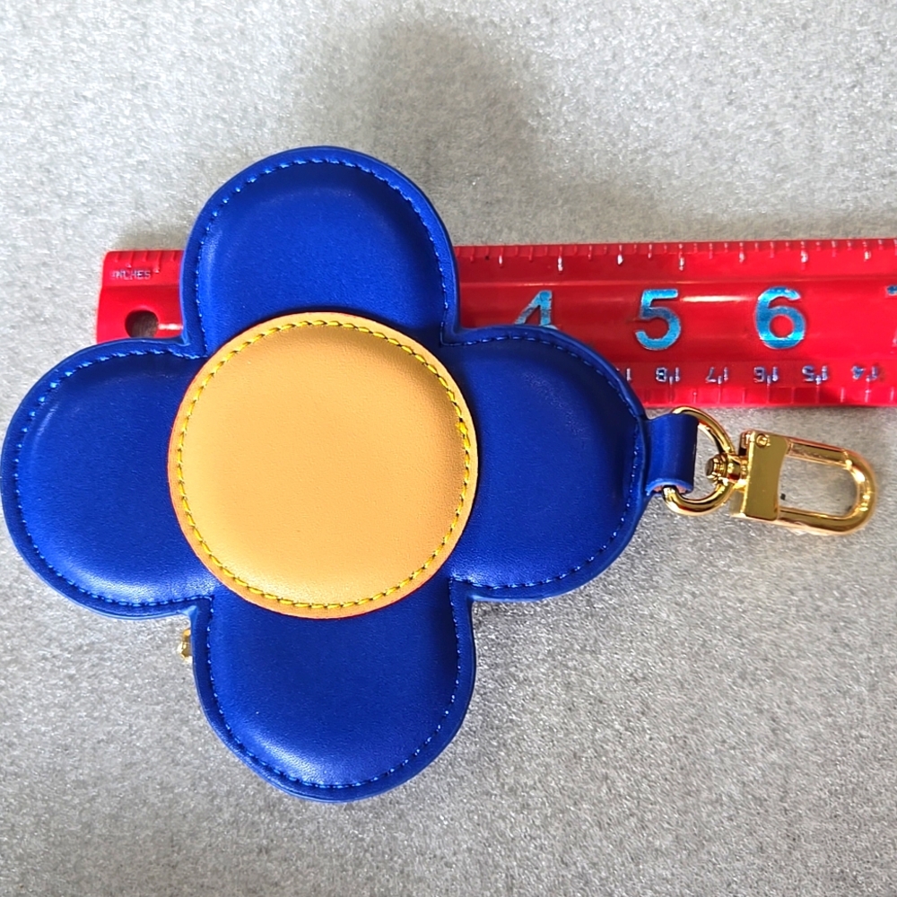 FASHION - Blue Flower-Shaped Keychain - New, Never Used